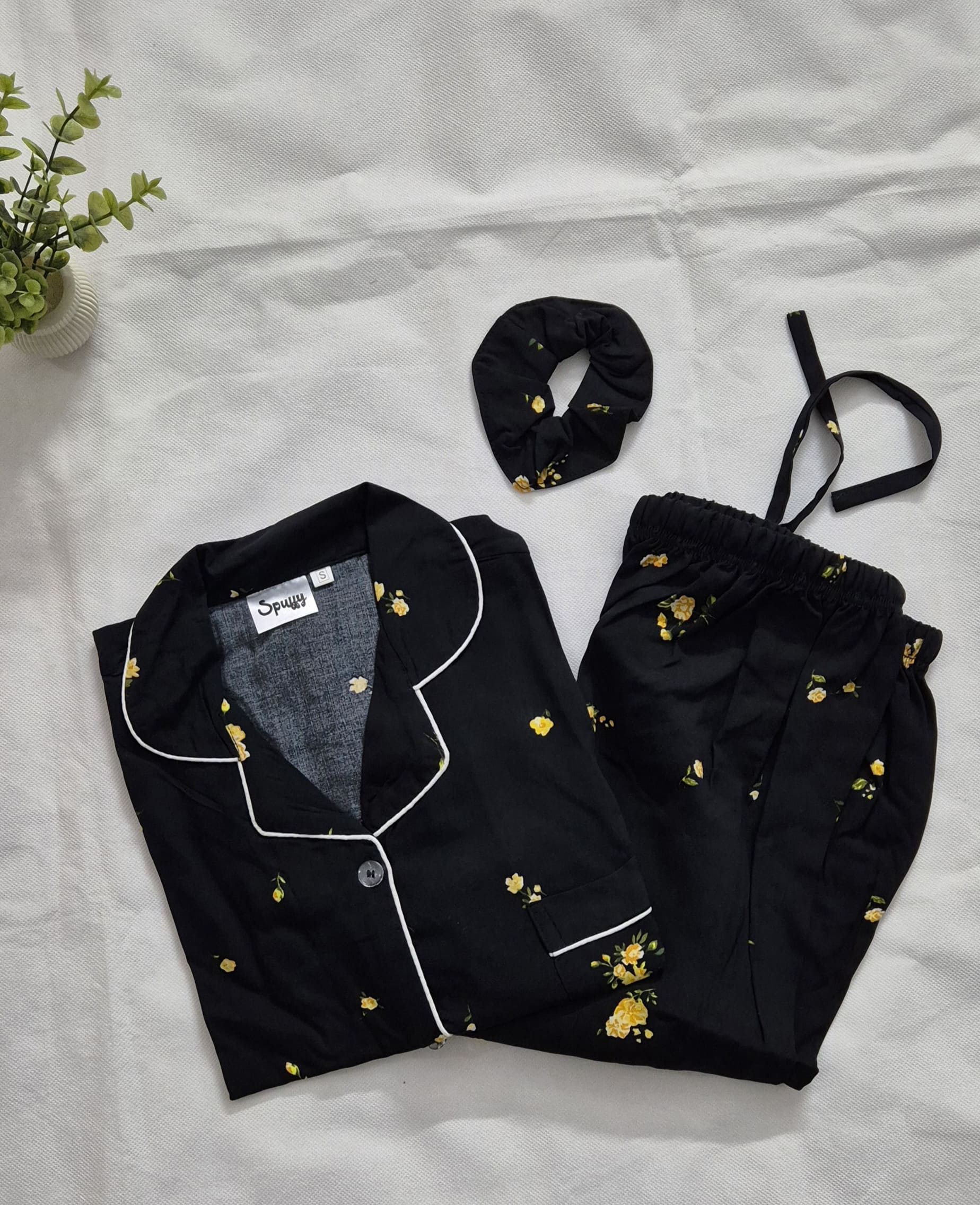 Night Yellow Rose - PJ Set