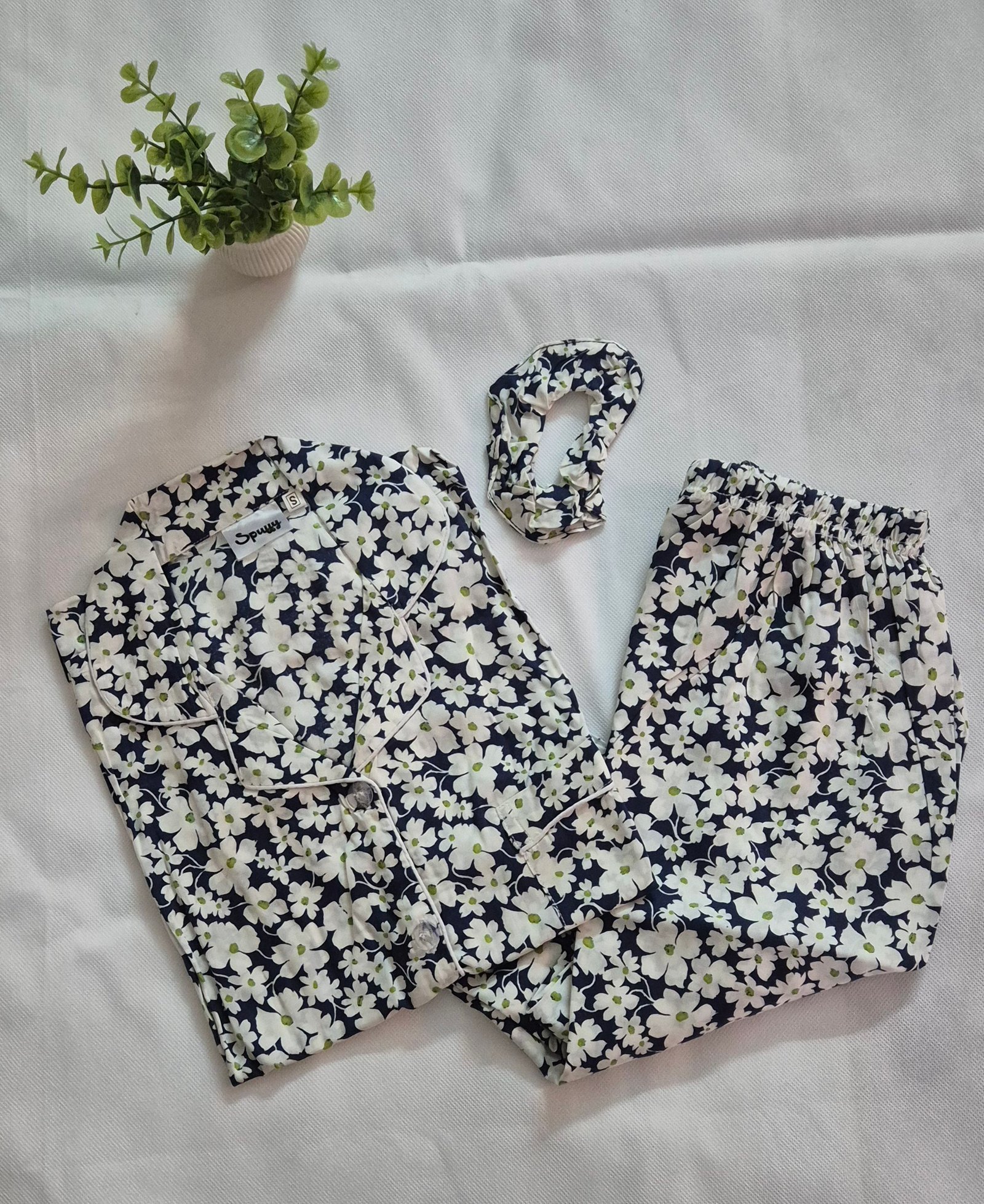 Flowers Everywhere - PJ Set