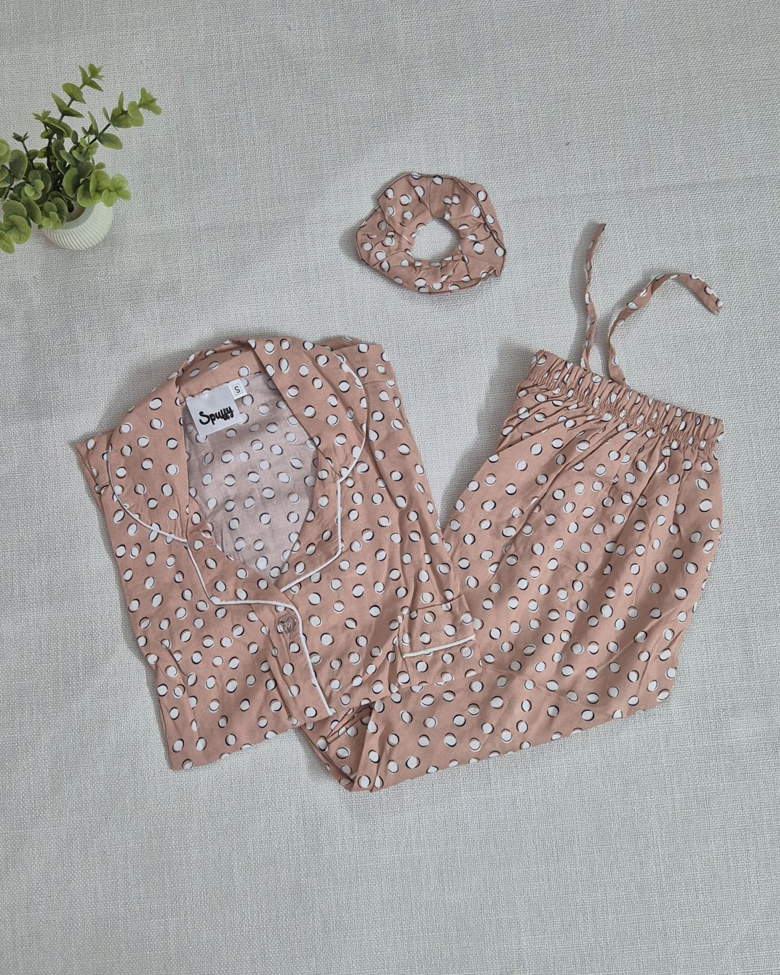 Snow Leopard - PJ Set
