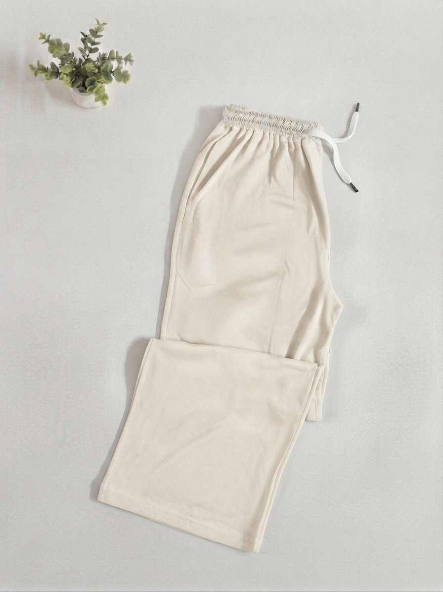 Creamy Vanilla - Loungewear Set - Image 5